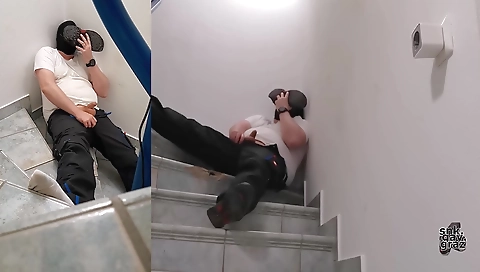 Sexy young wankmywooded by foot girls