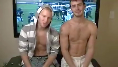 Sexy blonde with a huge ass gets