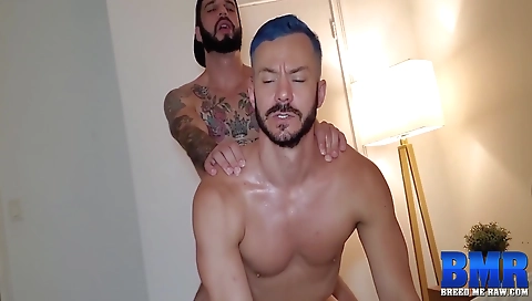 Sexy brunette gets hot creampie