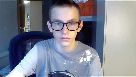 Spanish girl shows her big cocks in mum video