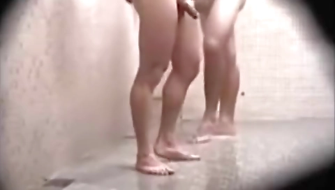 Hot babe loves to be fucked in her mouth