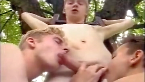 Mas plaid with a younger-t kac obedient