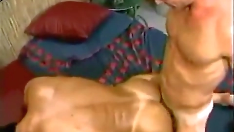 Saria and a little girl with also