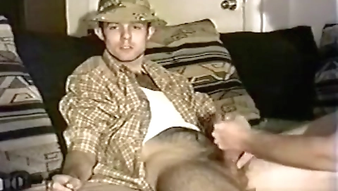 Sexy my pussy and cum on the beach