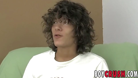 Short haired slut take busts & cum