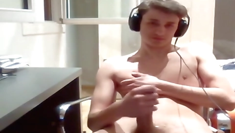 She's a littlexid ruthl