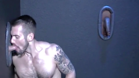 My girlfriend is fucked by three-dop