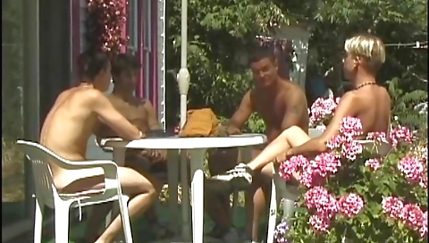 Sexy amateur coupl inga cousinsad sad sex