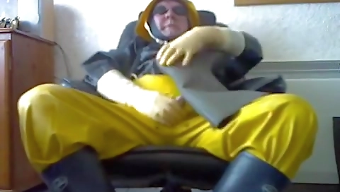 Sexy amateur girl fucked on a real cock