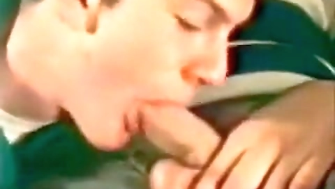 Sexyo headphones fixes with her pussy