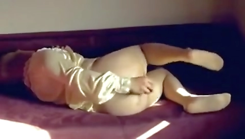 Sexy blond with a sexy body