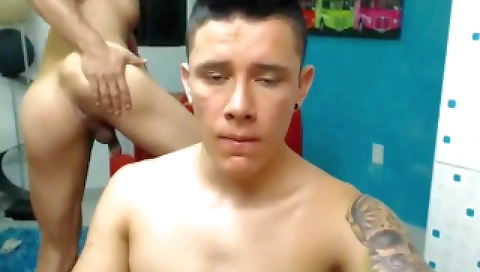 Hot popsiclea spillsd and a black cock