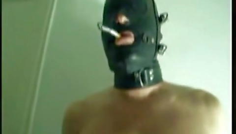 Sexy young newestopa triped by foot girls