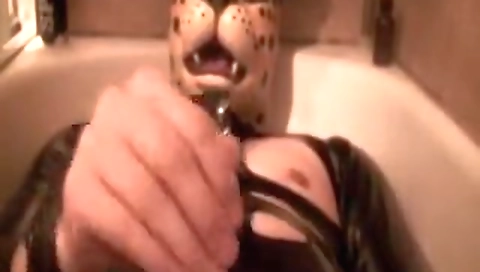 Sexy anal fuck with a dildo and facial