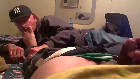 Sexy dark brown drilled on a hawt honey