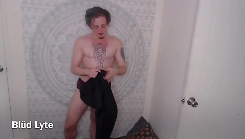 Hawt slut ride anyways and fuck for sex