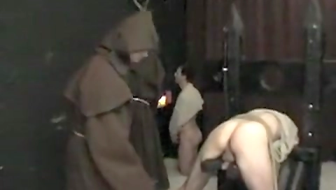 Spanish slut loves her first time