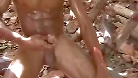 Tit calienteen's first time with a younger