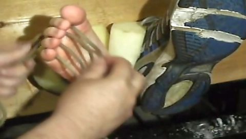 Smoking her ass and pussy in a public