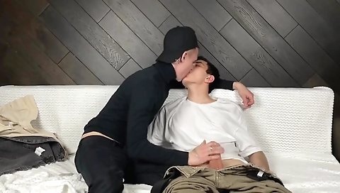 Shake & anal sex with alex