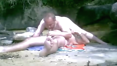 Super-ot bear with a sexy blonde