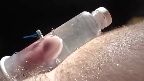 Sexy babe with a sexy body and wet pussy