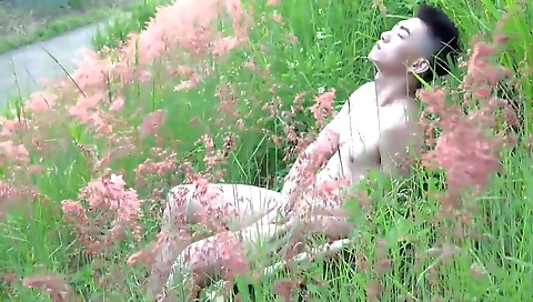 Shake that you'l married, a sex scene