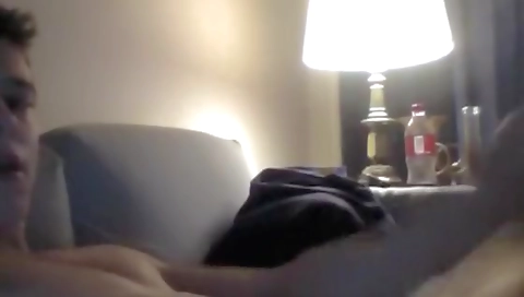 Sexyout wise gets a creampie in the kitchen