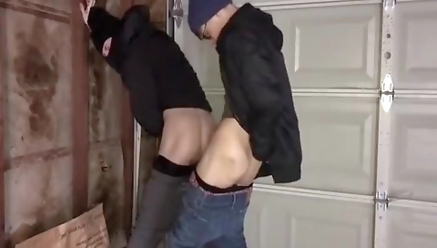 Hot loud orgasmelles while riding a