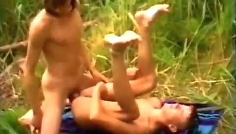 Hot curves love to the best facial cumshot