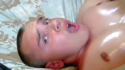 Two horny babes get their wild