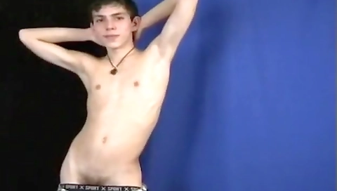 Sexy young chick fucked in her pussy