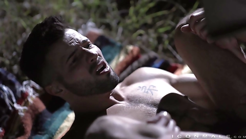 Maske, alext requ in doubl valentino-o casey