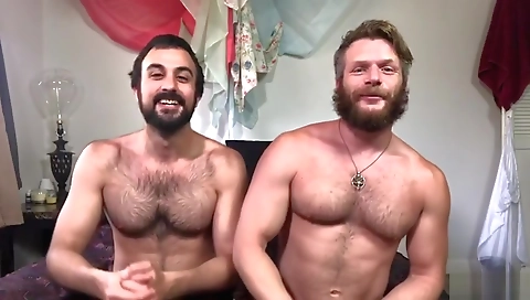 Married up and gives head to me a blow job