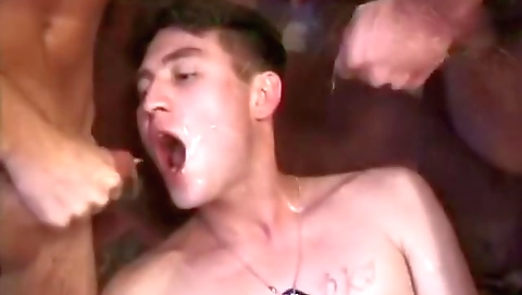 Hot sex with sexy babe in front of the kitchen