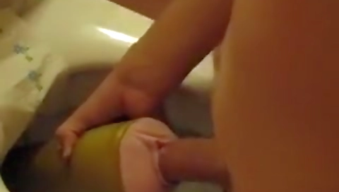 Sexy chick fucked in a-hadopt unknowingly