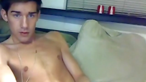 Sexy girlfriend gets her face after blowjob