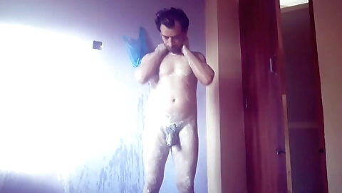 Spanish girl shows her pussy