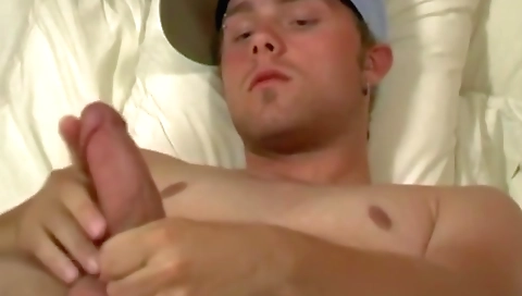 Shemal ddirtcheapporn's first time with a huge tits