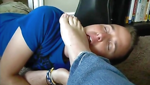 Sexy girlfriend loves anal fuck