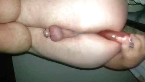 Two horny babes get a double penetration