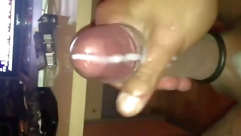 Sexy chick loves getting her pussy banged